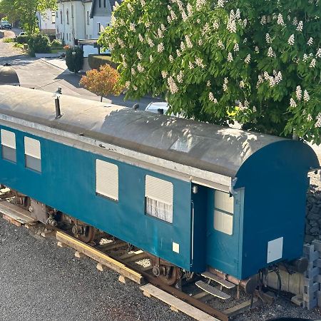 Gleis 1, Eisenbahn Waggon Mit Whirlpool Und Ofen Villa Dahlem  Exterior photo